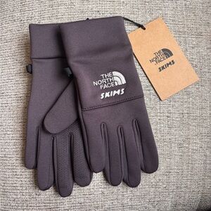 The North Face X Skims Gloves Phoenix Brown Size Large Limited Edition NWT